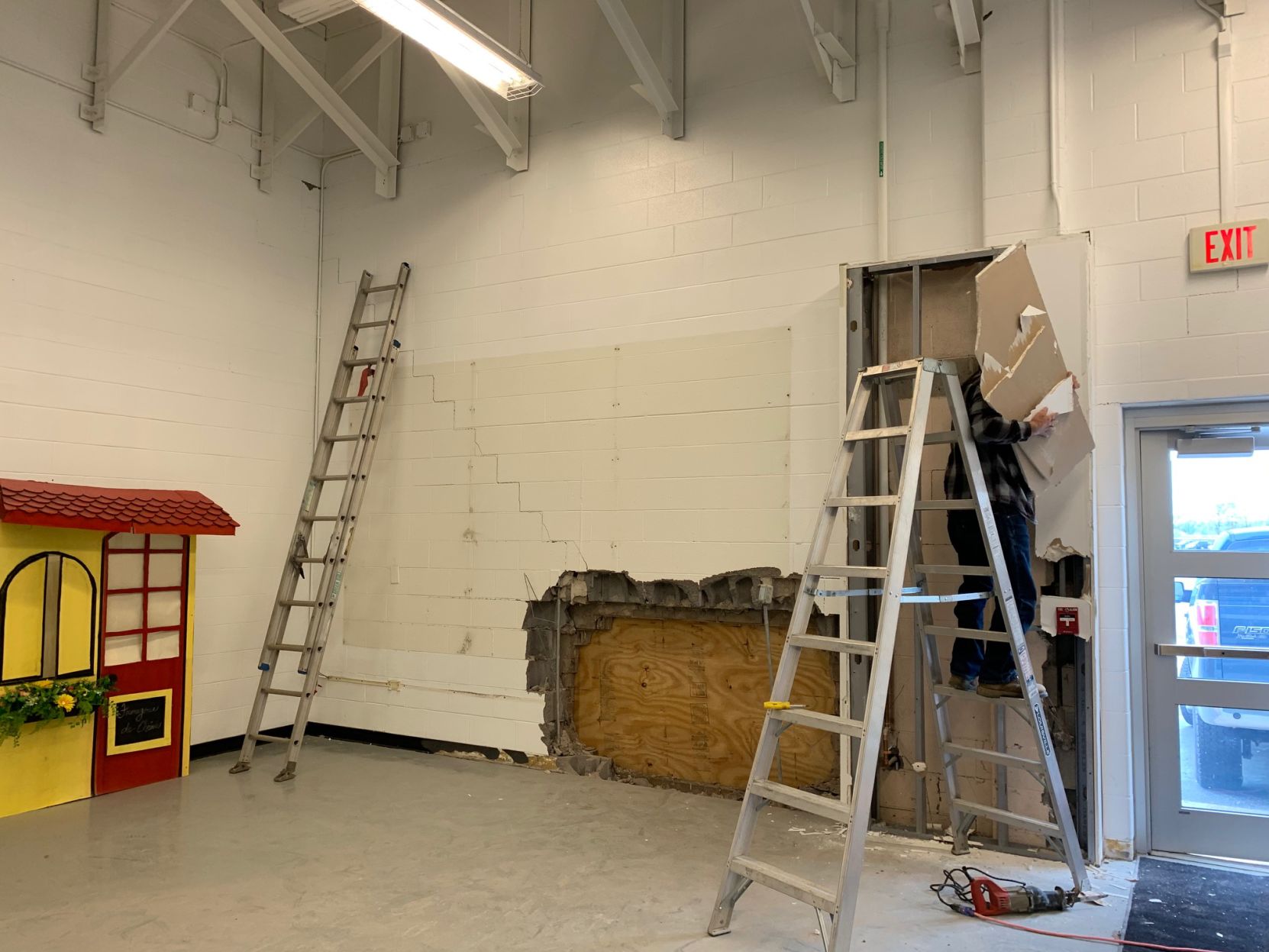 Interior of Scottsburg High Tech High School building hit by alleged DUI driver 4-28-19